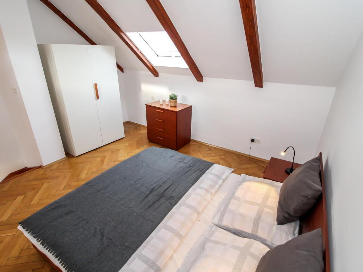 Apartment O21 By Interhome Prague Exterior photo